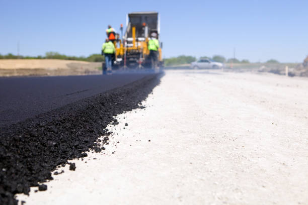 Best Driveway Paving Contractor  in Tangent, OR